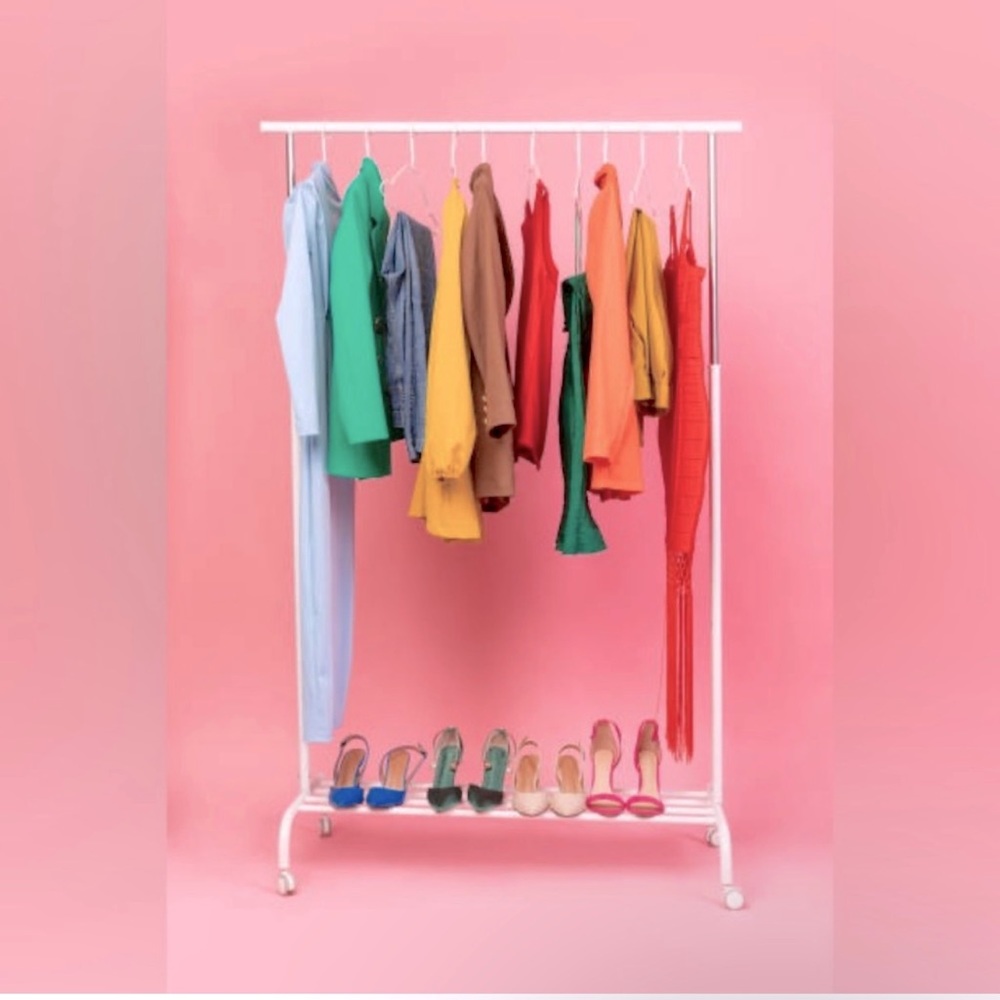 HUGE DISCOUNT— Low start items!